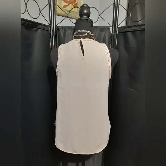 J. Crew Pink Tank Top Eyelit Design Women's Size 2P Business Casual Office - Picture 6 of 8